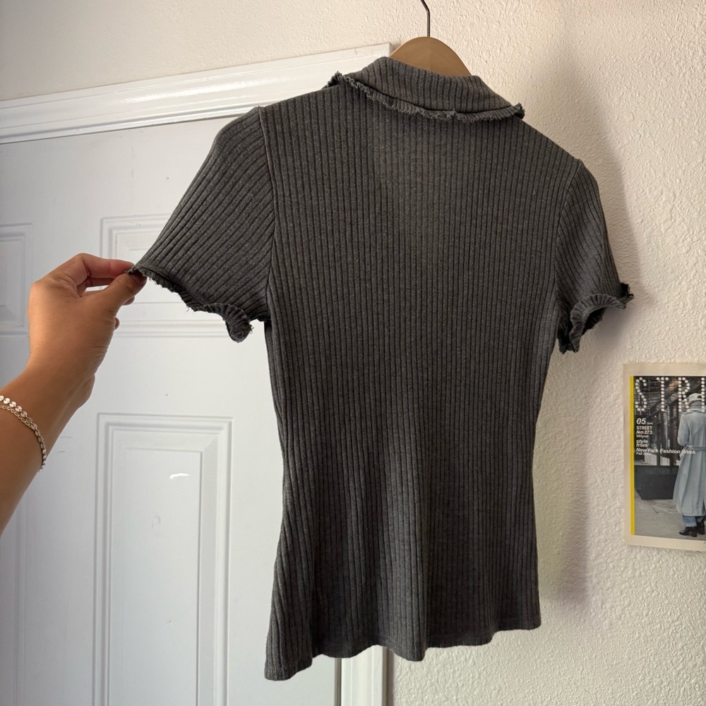Reformation grey modal spandex rib knit polo popover short sleeve rib ribbed top - Picture 4 of 6